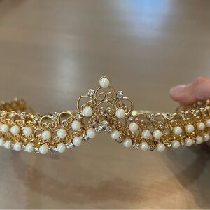 Elegant Gold and Pearl Adjustable Wedding Tiara